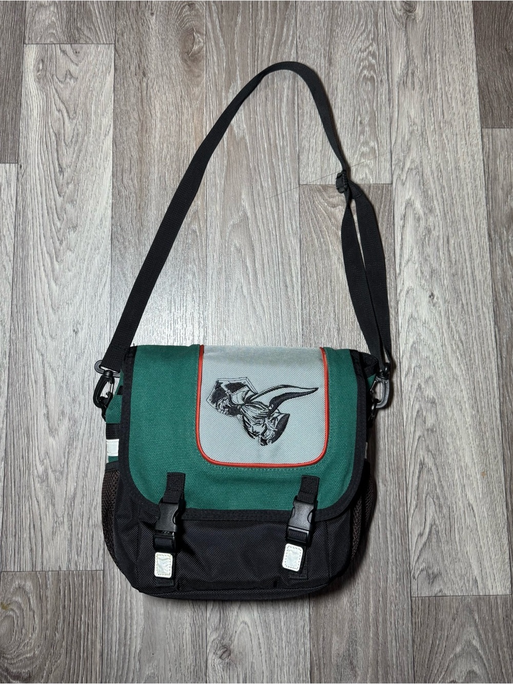 Legend Of Zelda Nintendo Wii Messenger Bag Carrying Case With Straps